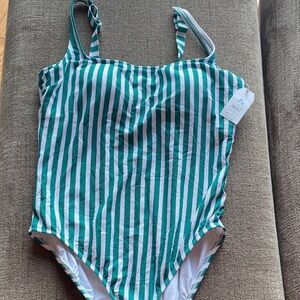 Time and Tru Green Striped Women’s Swimsuit